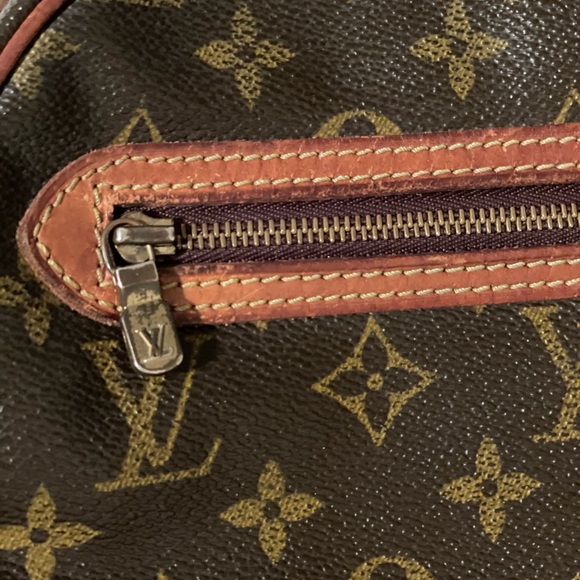 Authentic vintage Louis Vuitton Monogram Bag - Picture 3 of 15